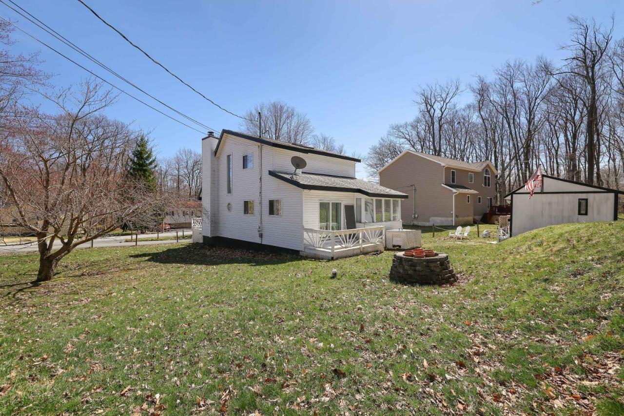 Cozy Poconos Mountain House With 3 Bedrooms Holiday home