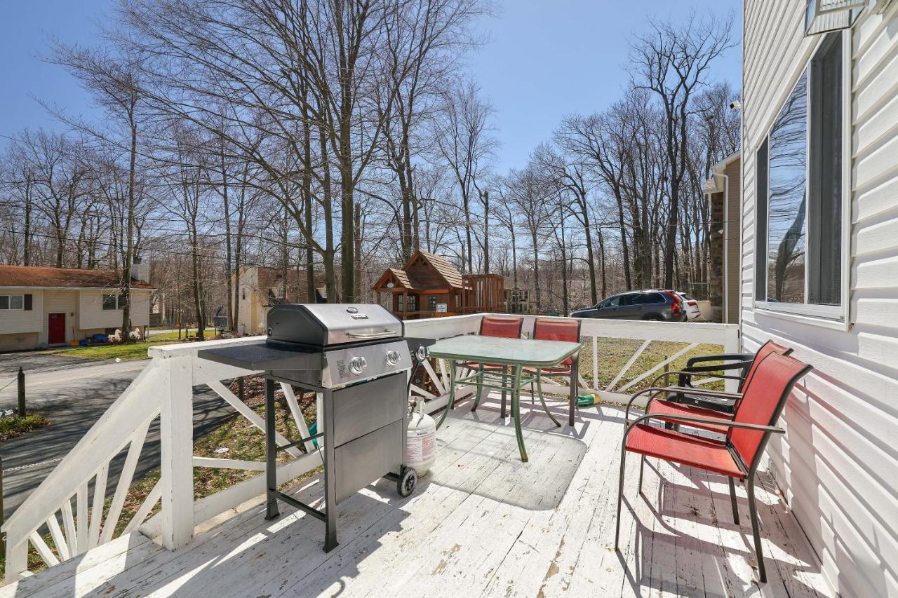 Cozy Poconos Mountain House With 3 Bedrooms Сasa de vacaciones Tobyhanna